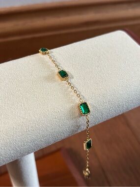 18k Gold Plated Chain Bracelet with Emerald Gemstones